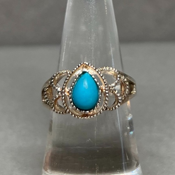 Turquoise Sterling Ring - Picture 11 of 16